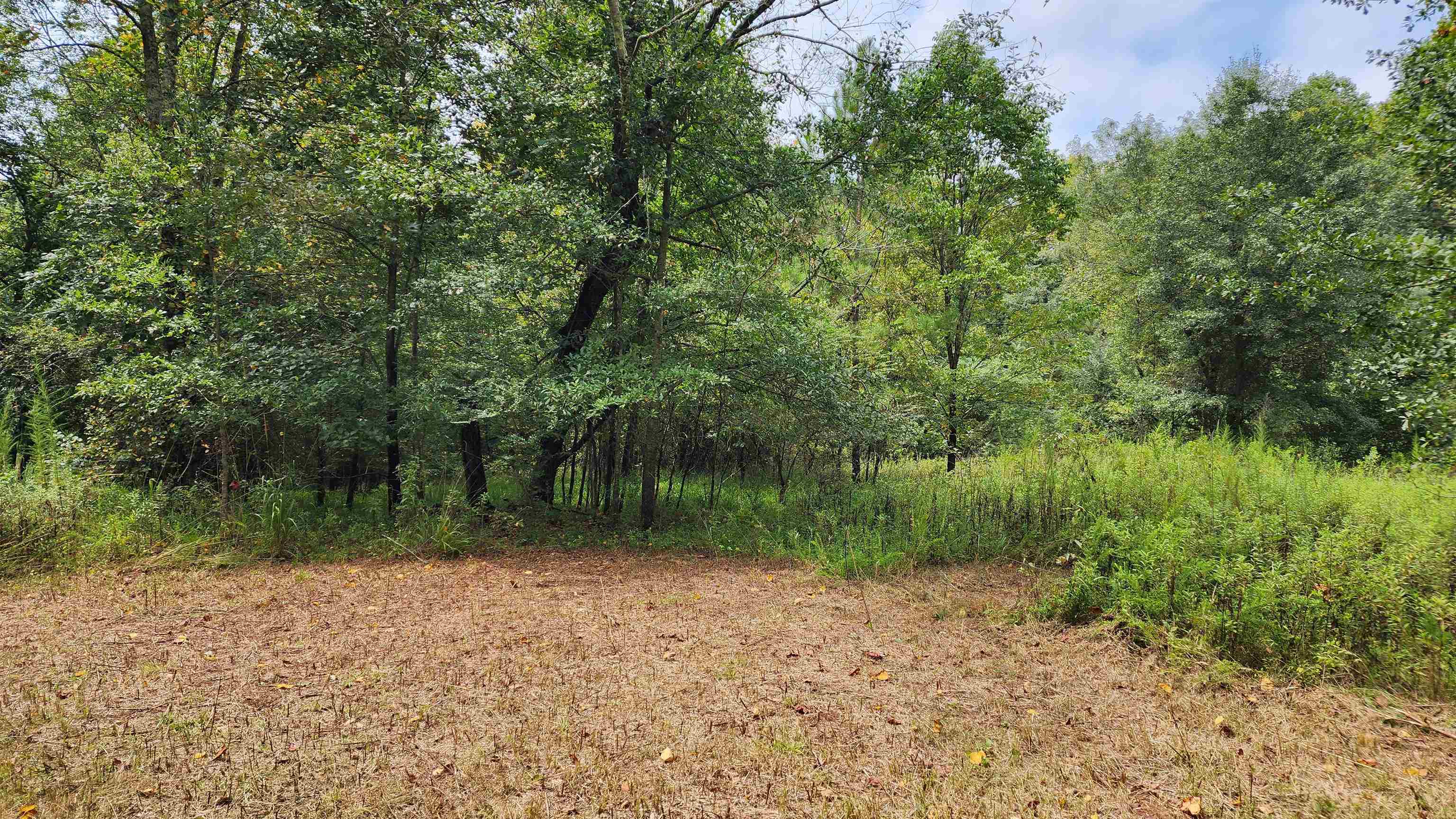 1661 Friendship Road Hoschton GA 30548