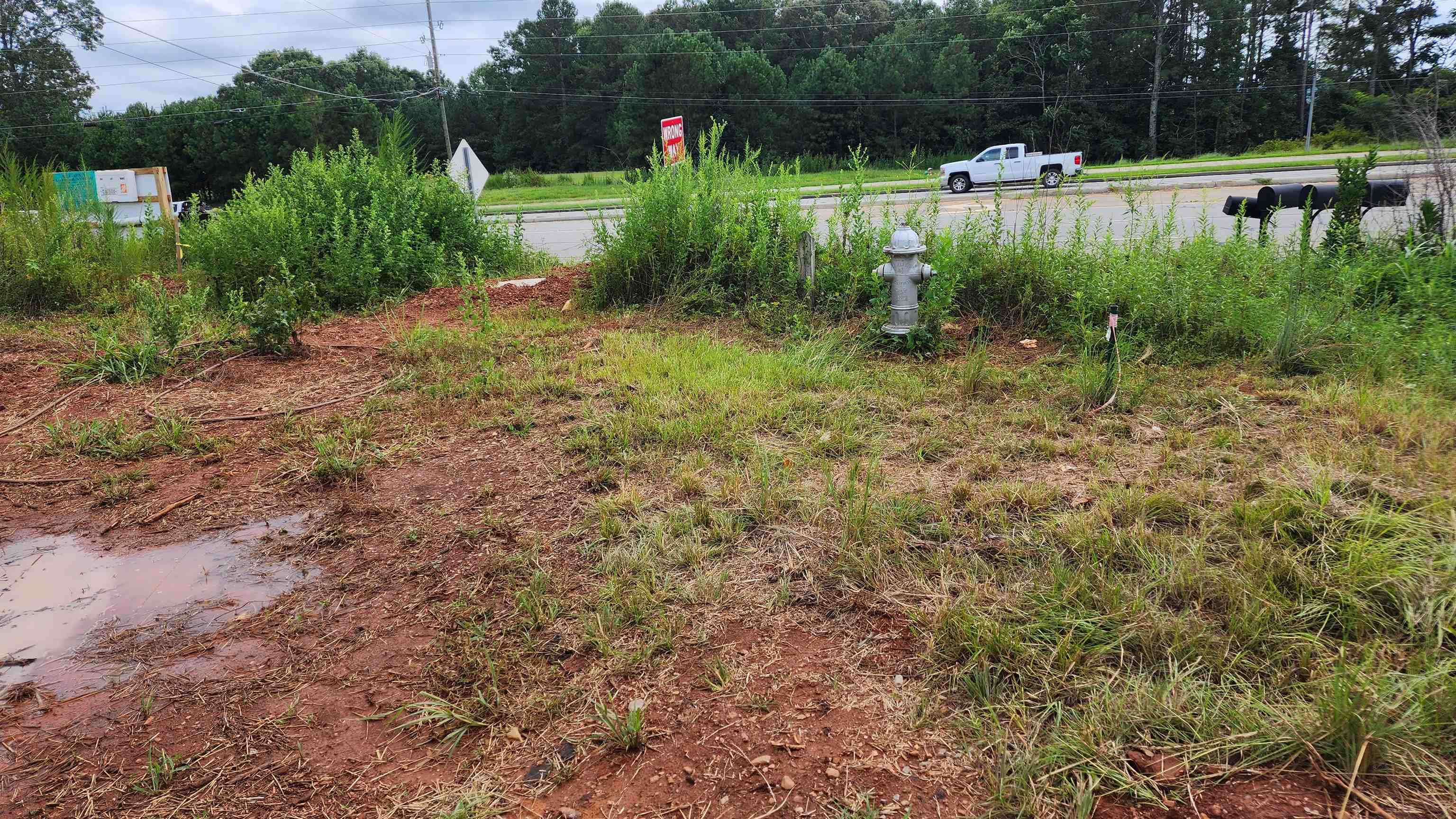 1661 Friendship Road Hoschton GA 30548
