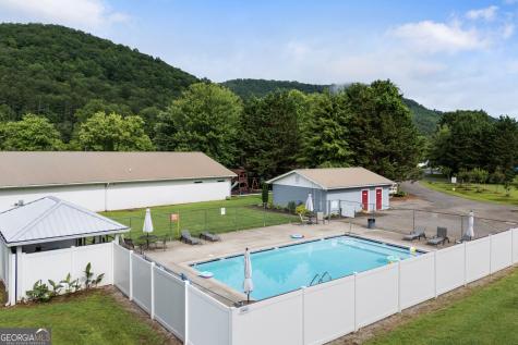4166 Riverbank Run Hiawassee GA 30546