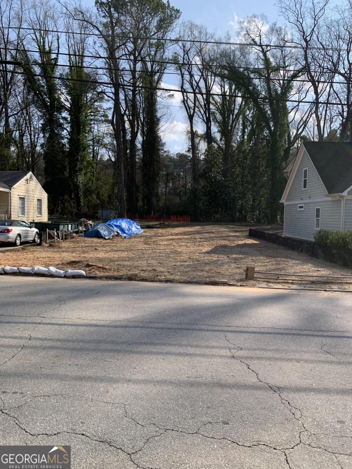 1666 North Avenue NW Atlanta GA 30318