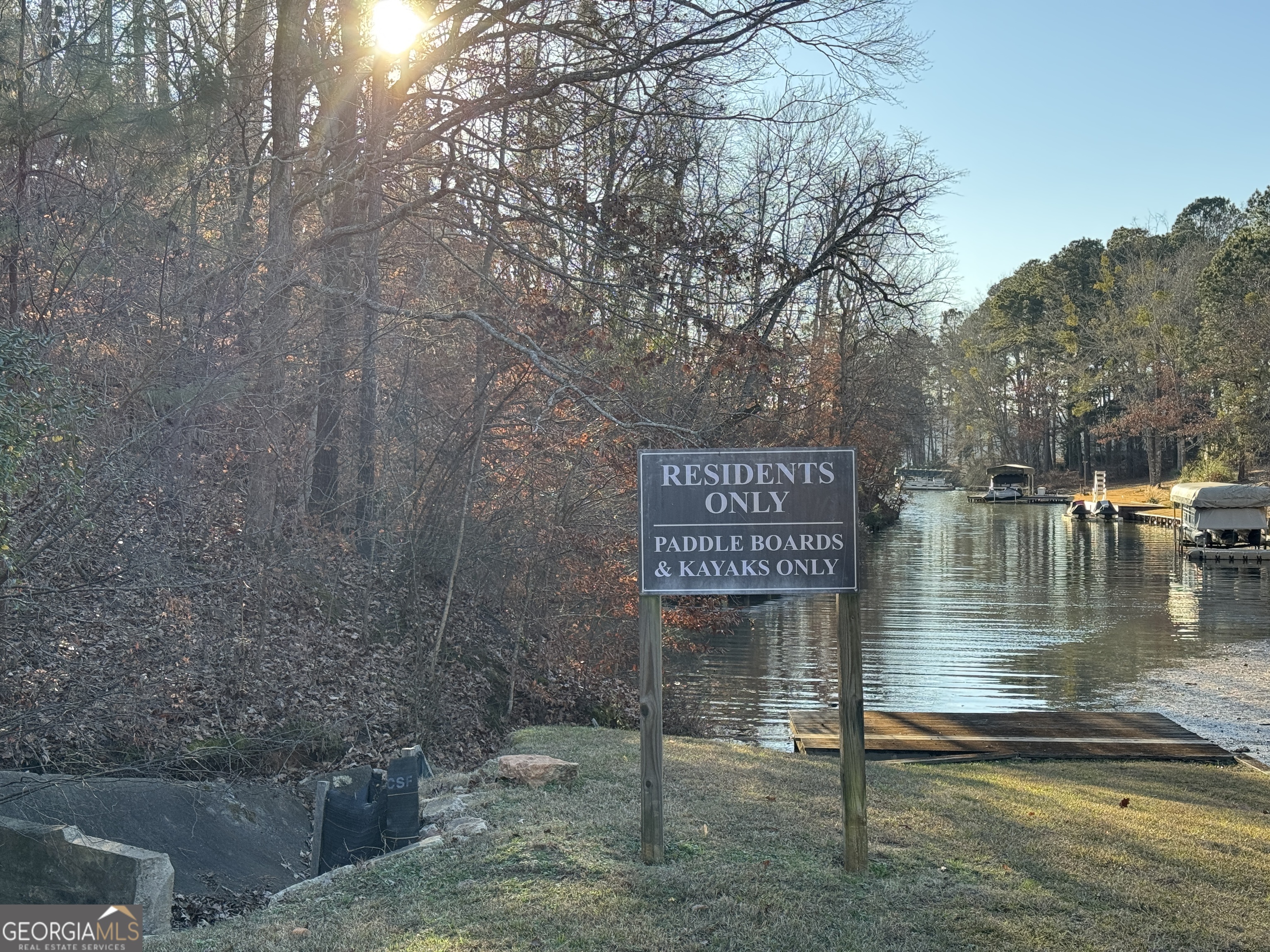 1421 Pullman Lane Greensboro GA 30642