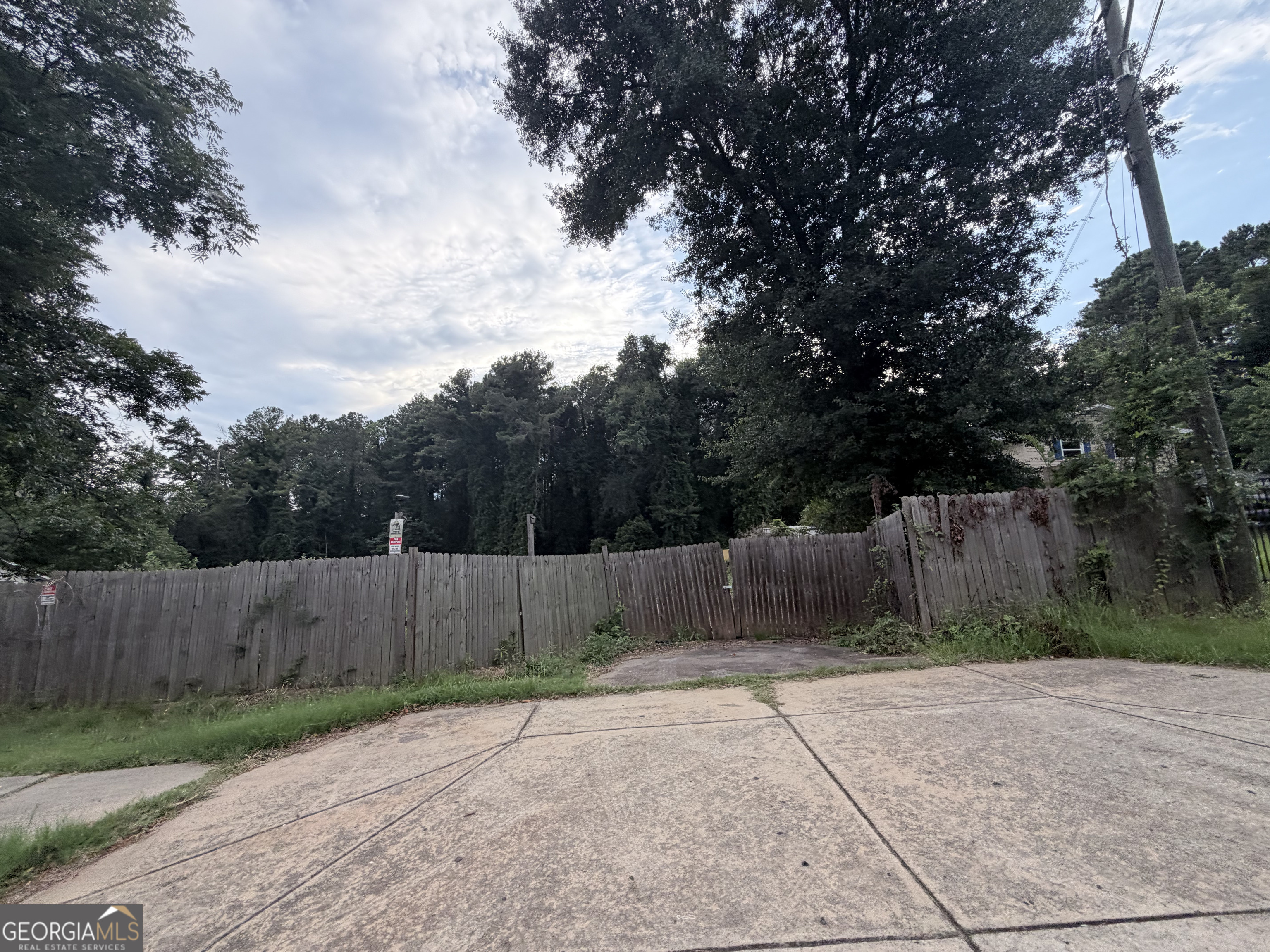 879 S Hairston Road Stone Mountain GA 30088