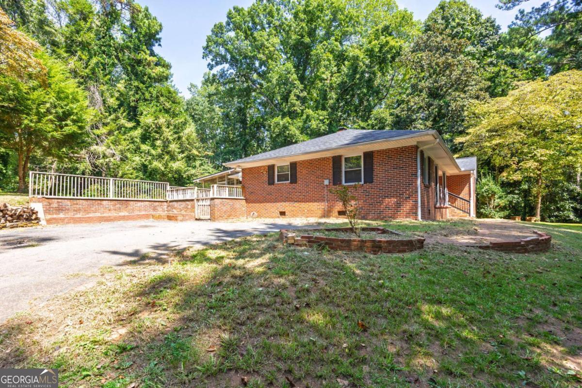250 Memorial Drive Dallas GA 30132
