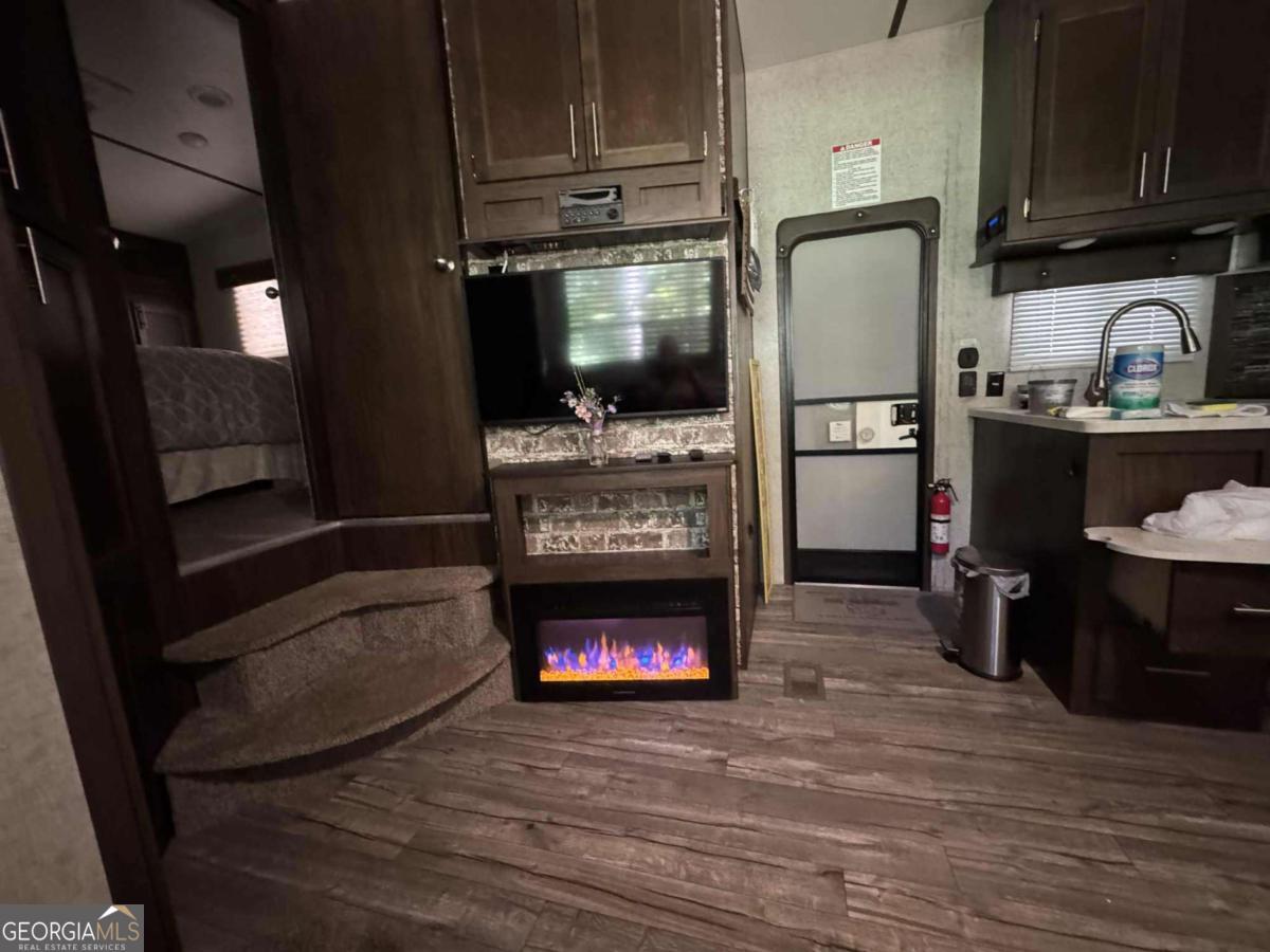 402 Peaceful Loop Chatsworth GA 30705