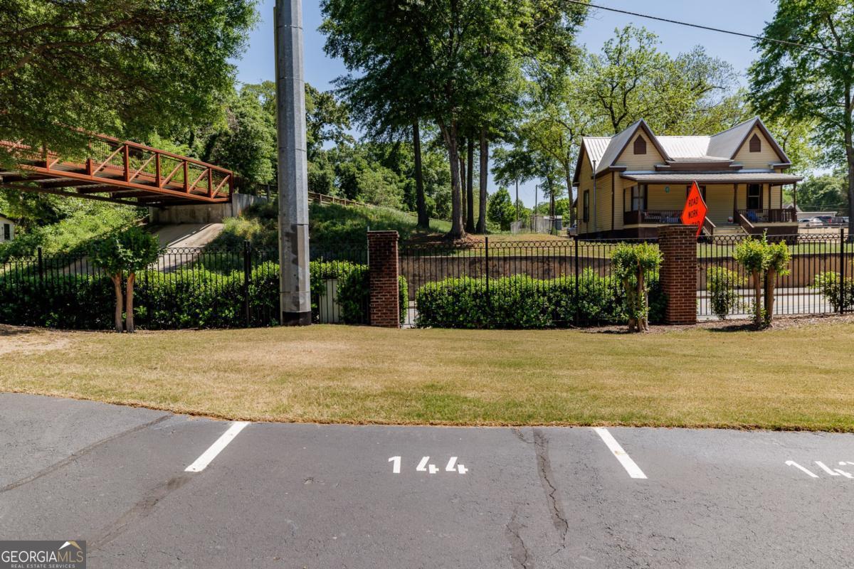 225 Oak Street Athens GA 30605