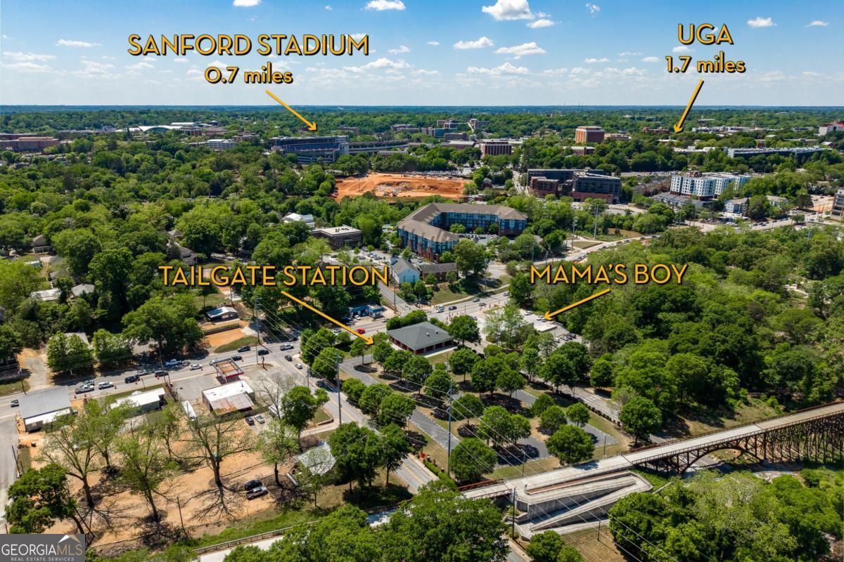 225 Oak Street Athens GA 30605