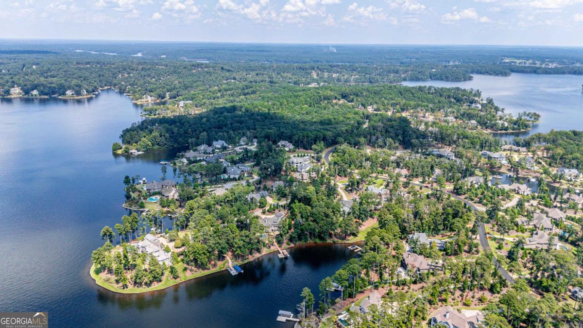 1030 Broadview Point Greensboro GA 30642
