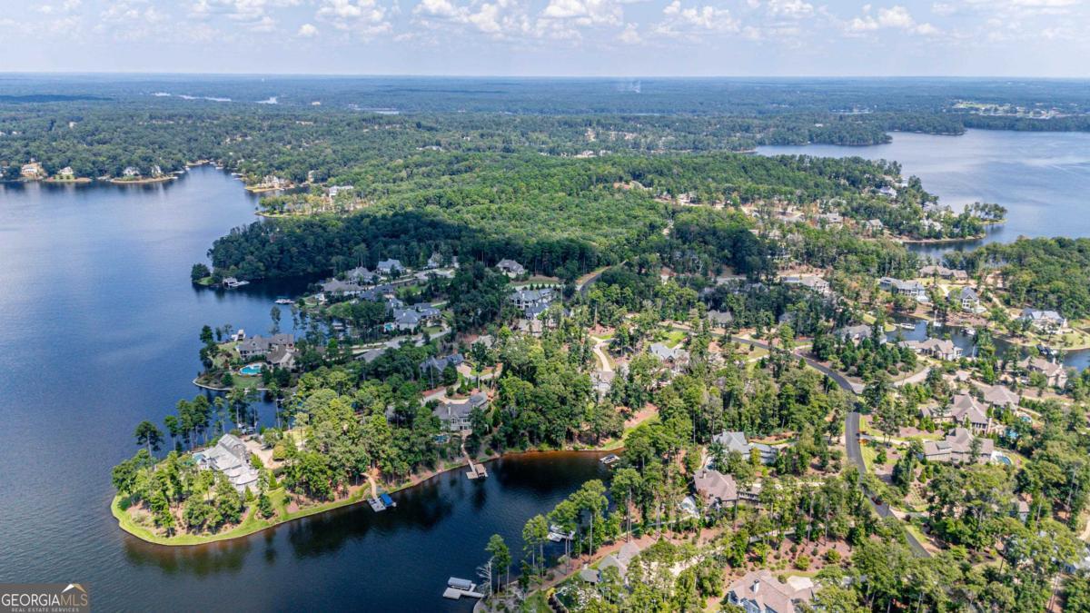 1030 Broadview Point Greensboro GA 30642