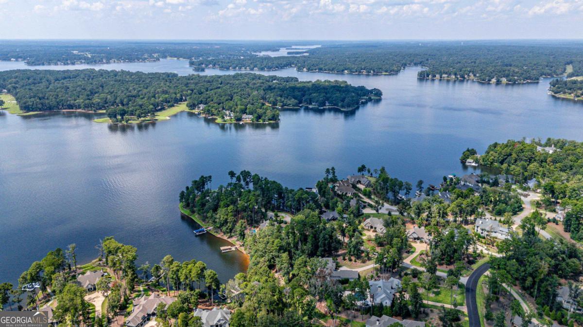 1030 Broadview Point Greensboro GA 30642