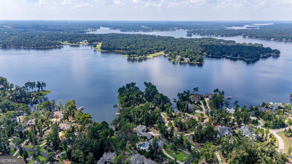 1030 Broadview Point Greensboro GA 30642