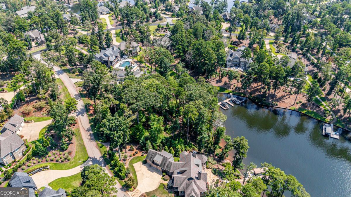 1030 Broadview Point Greensboro GA 30642