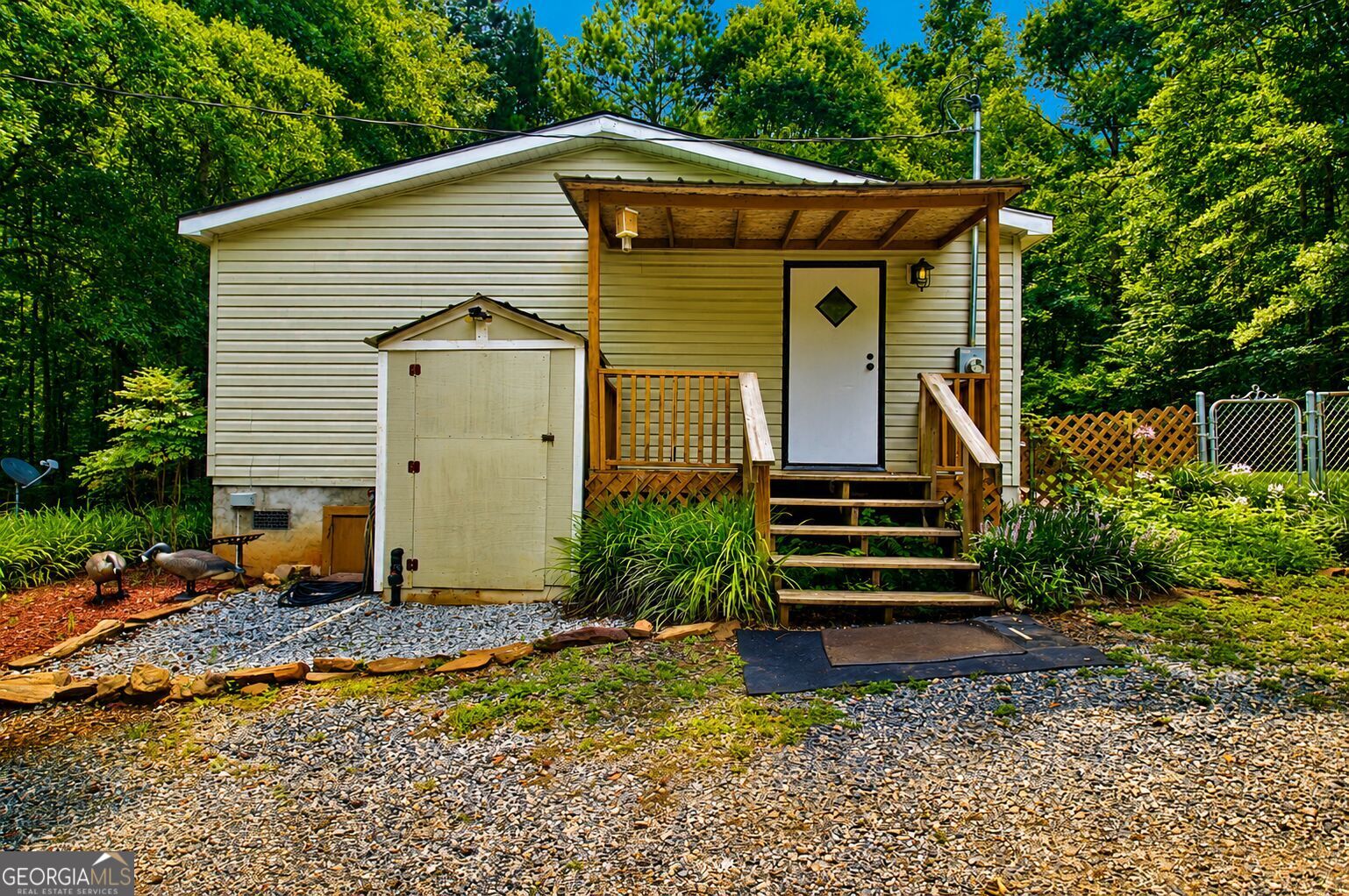 8622 Whitehouse Parkway Woodbury GA 30293