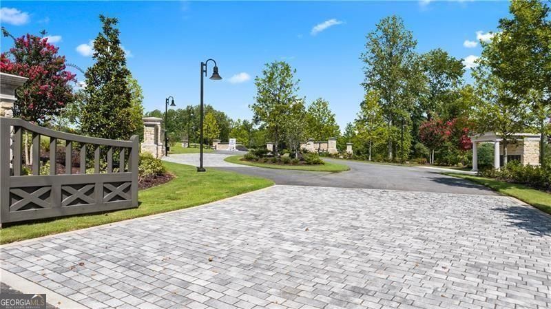 2053 Magnolia Lane Milton GA 30004