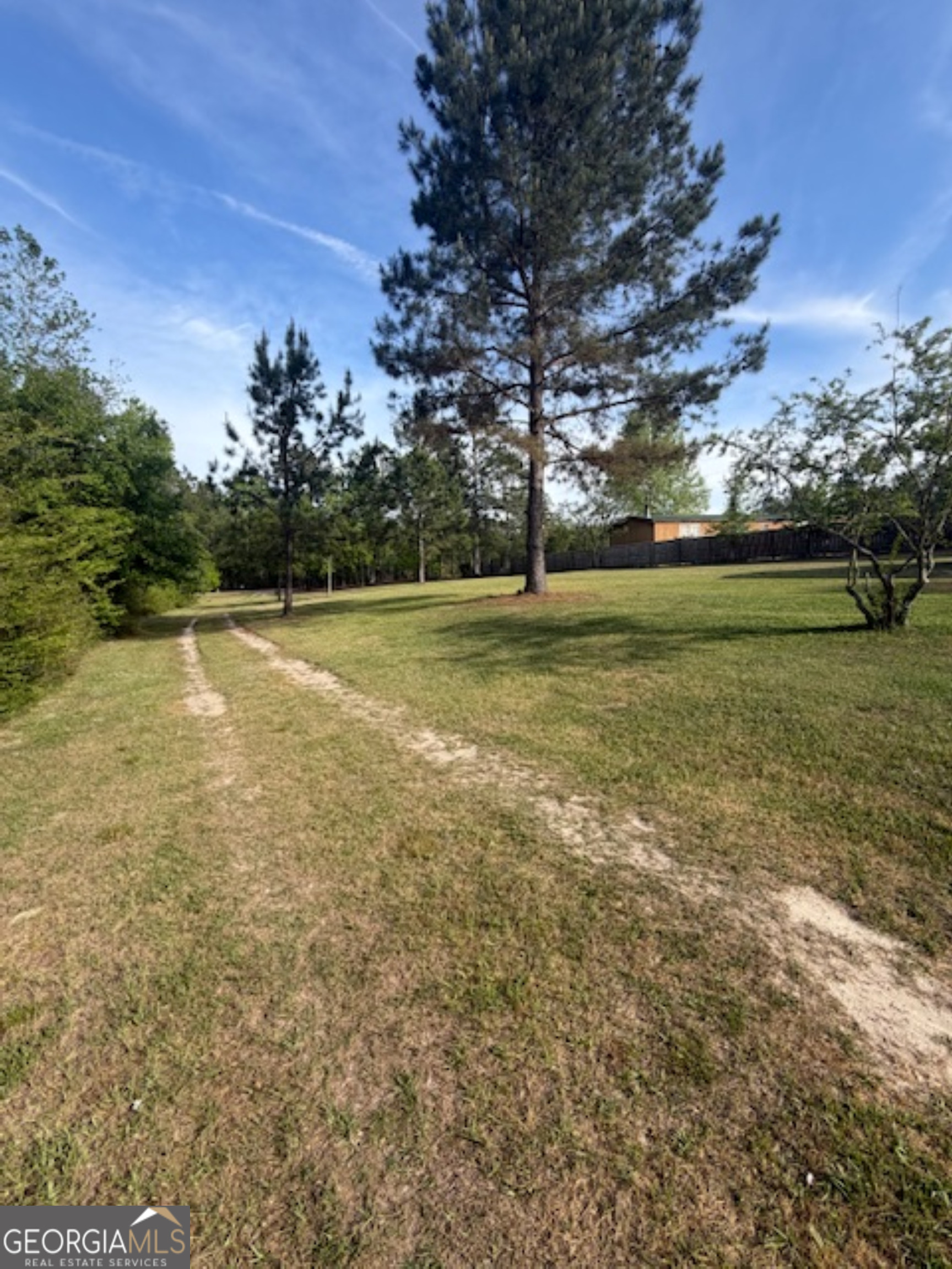 742 Halls Bridge Road Swainsboro GA 30401