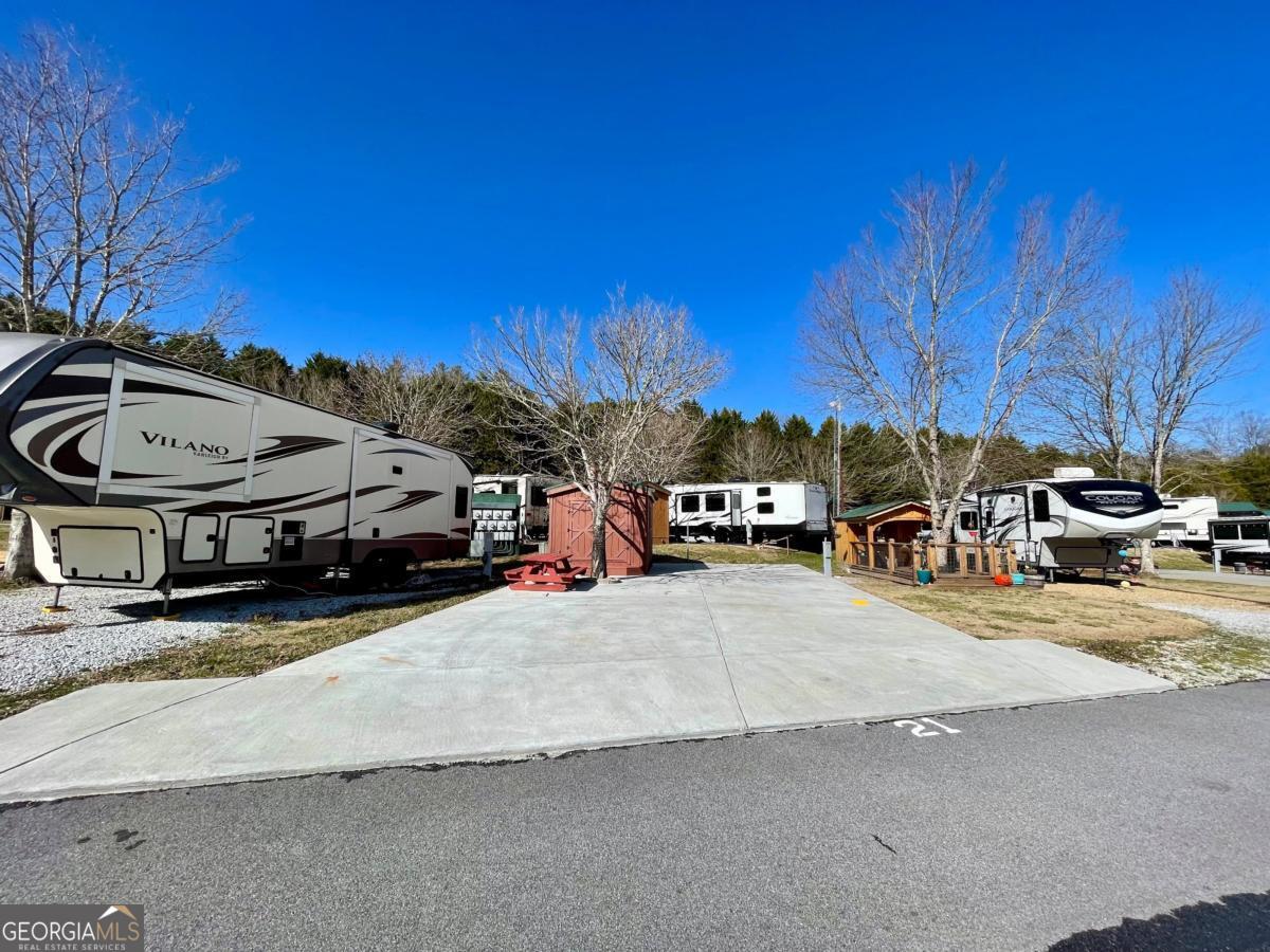 Lot 21 Holiday Rambler Dillard GA 30537