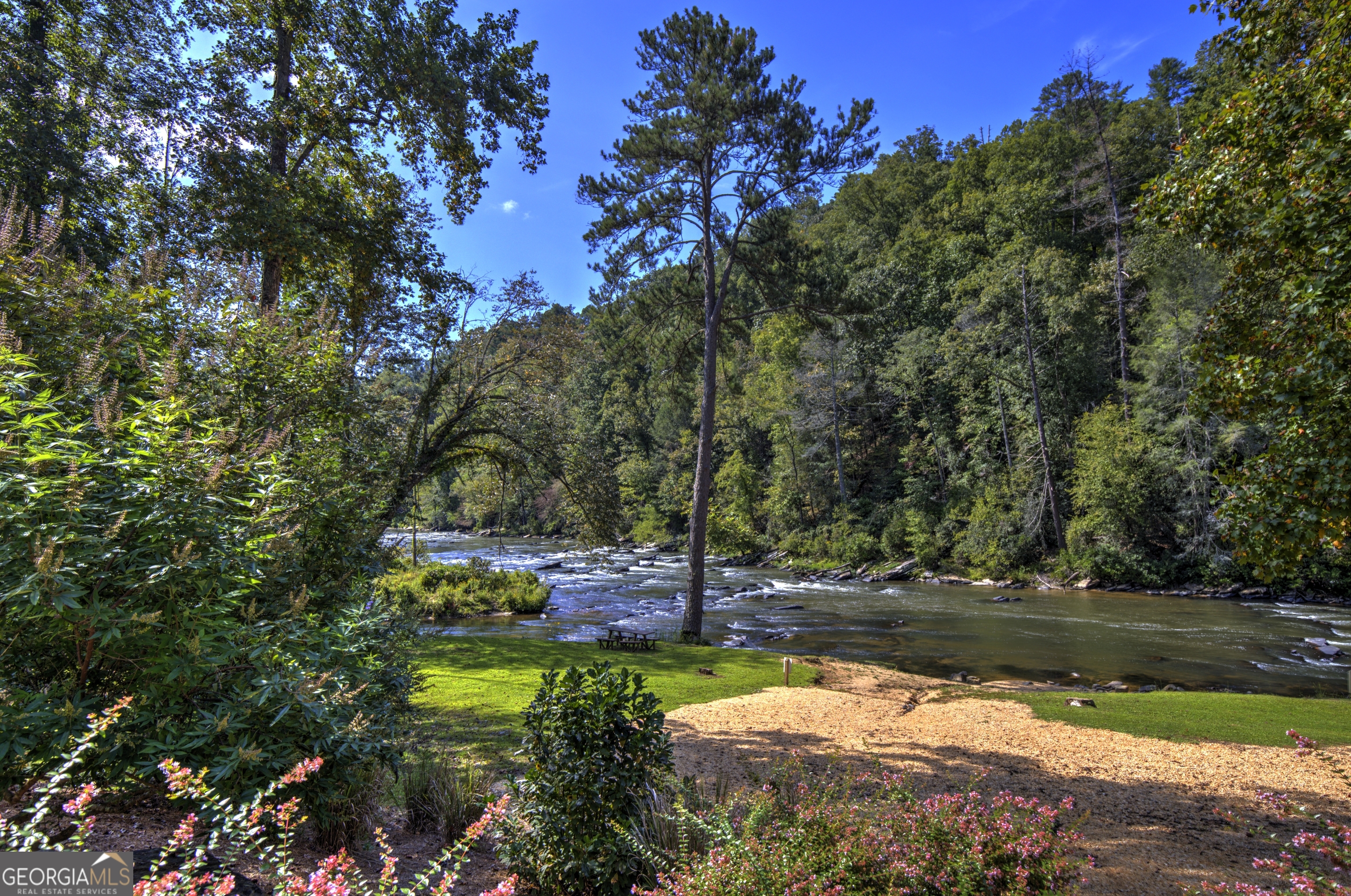 127 Hillside Lane Ellijay GA 30540