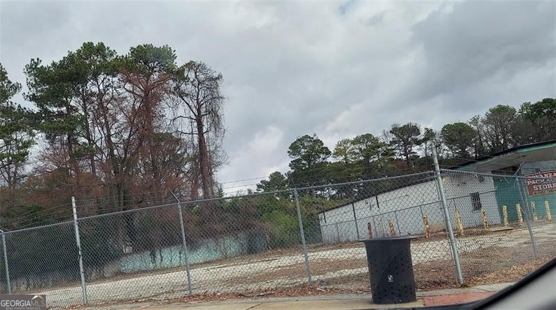 1780 Delowe Drive Atlanta GA 30311