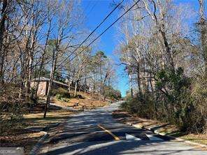 1727 Grandeus Lane SW Stone Mountain GA 30087
