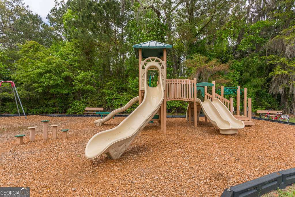 344 Oak Grove Island Drive Brunswick GA 31523