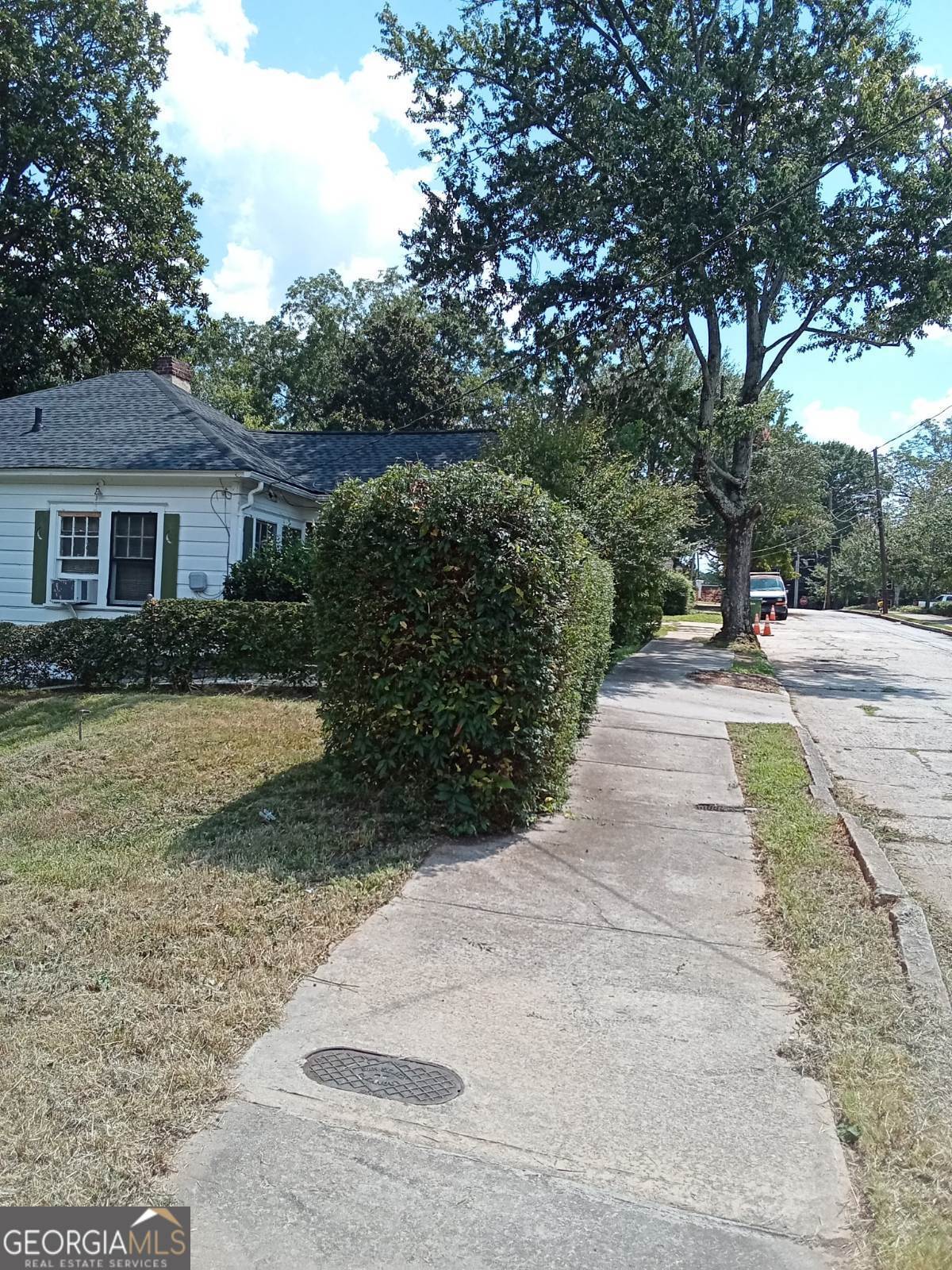 942 Dewey Street SW Atlanta GA 30310