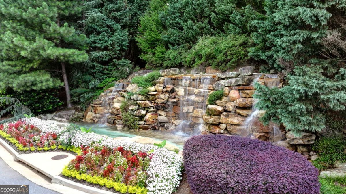 9715 Almaviva Drive Alpharetta GA 30022