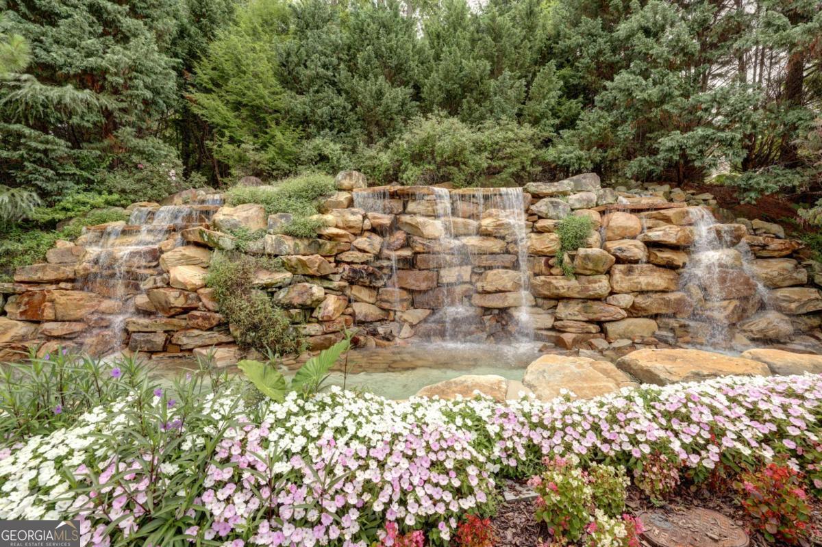 9715 Almaviva Drive Alpharetta GA 30022