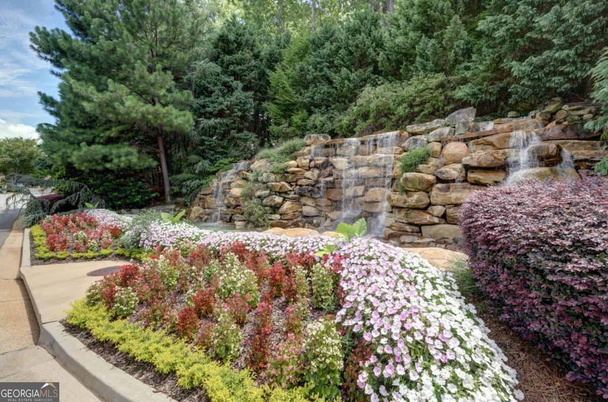 9715 Almaviva Drive Alpharetta GA 30022