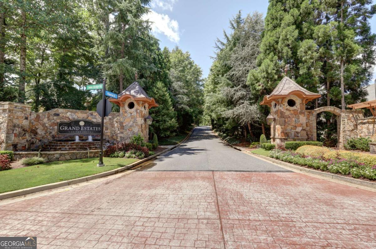 9715 Almaviva Drive Alpharetta GA 30022