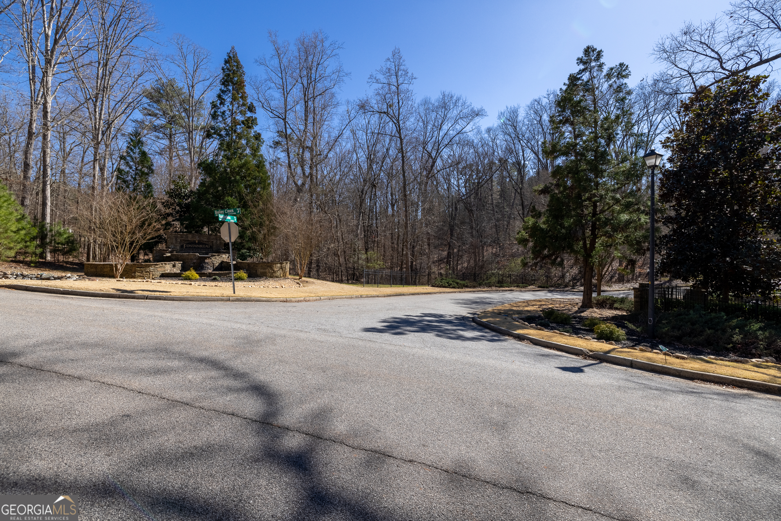 2126 Lacroix Way Conyers GA 30094
