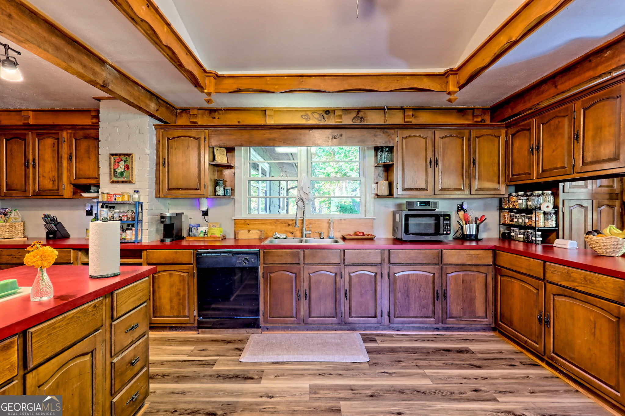 1994 Camp Creek Road Lakemont GA 30552