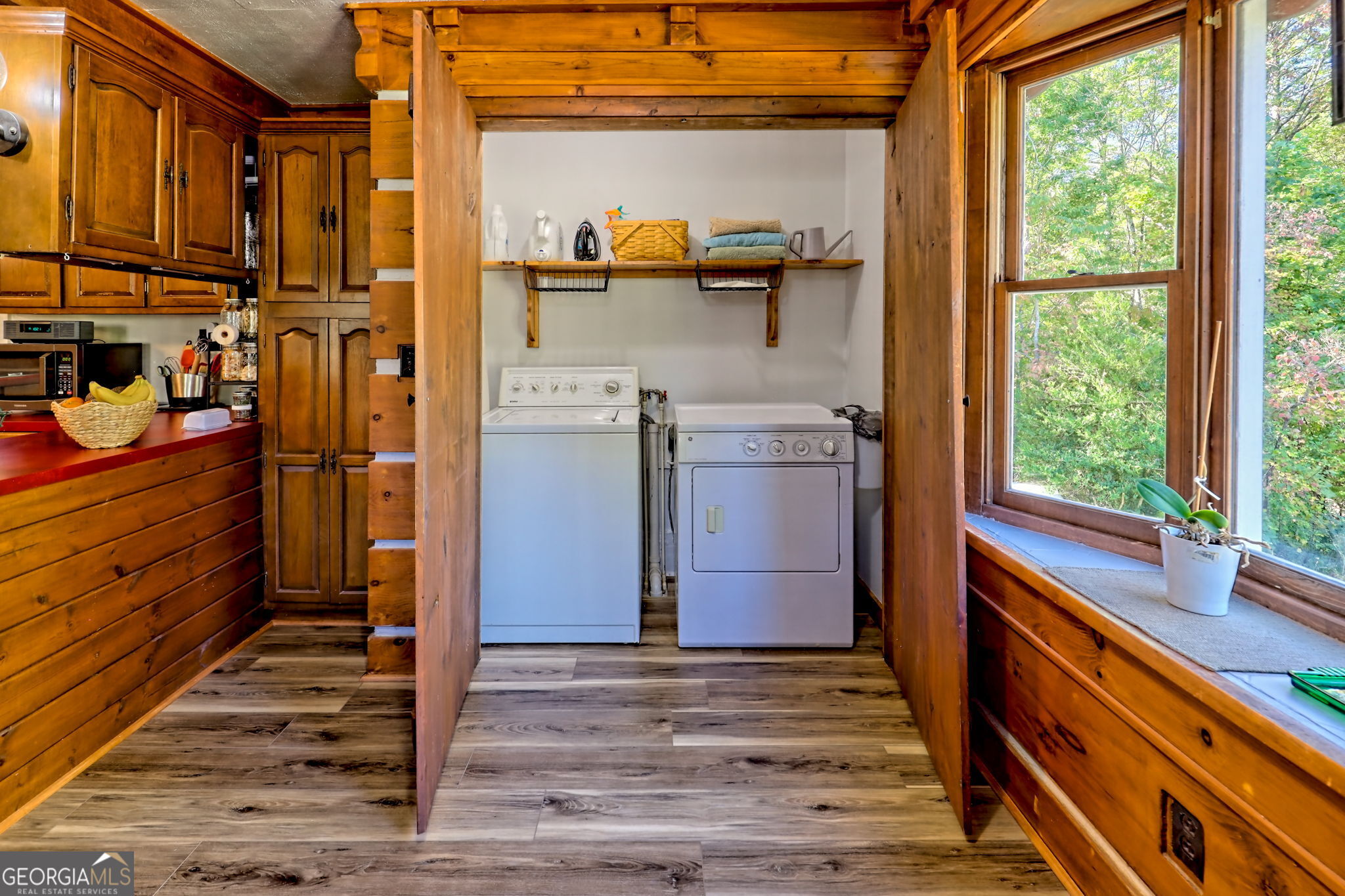 1994 Camp Creek Road Lakemont GA 30552