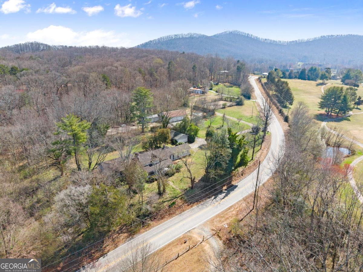 111 Skitts Mountain Road Cleveland GA 30528