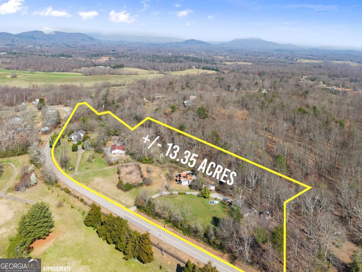111 Skitts Mountain Road Cleveland GA 30528