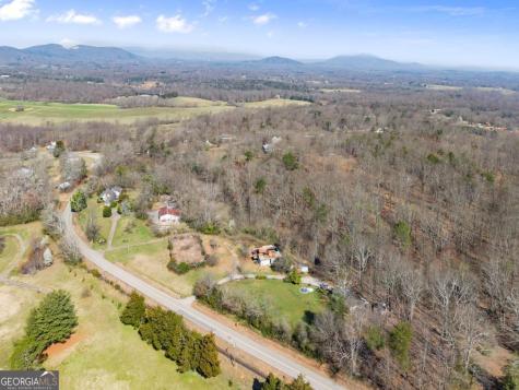 111 Skitts Mountain Road Cleveland GA 30528