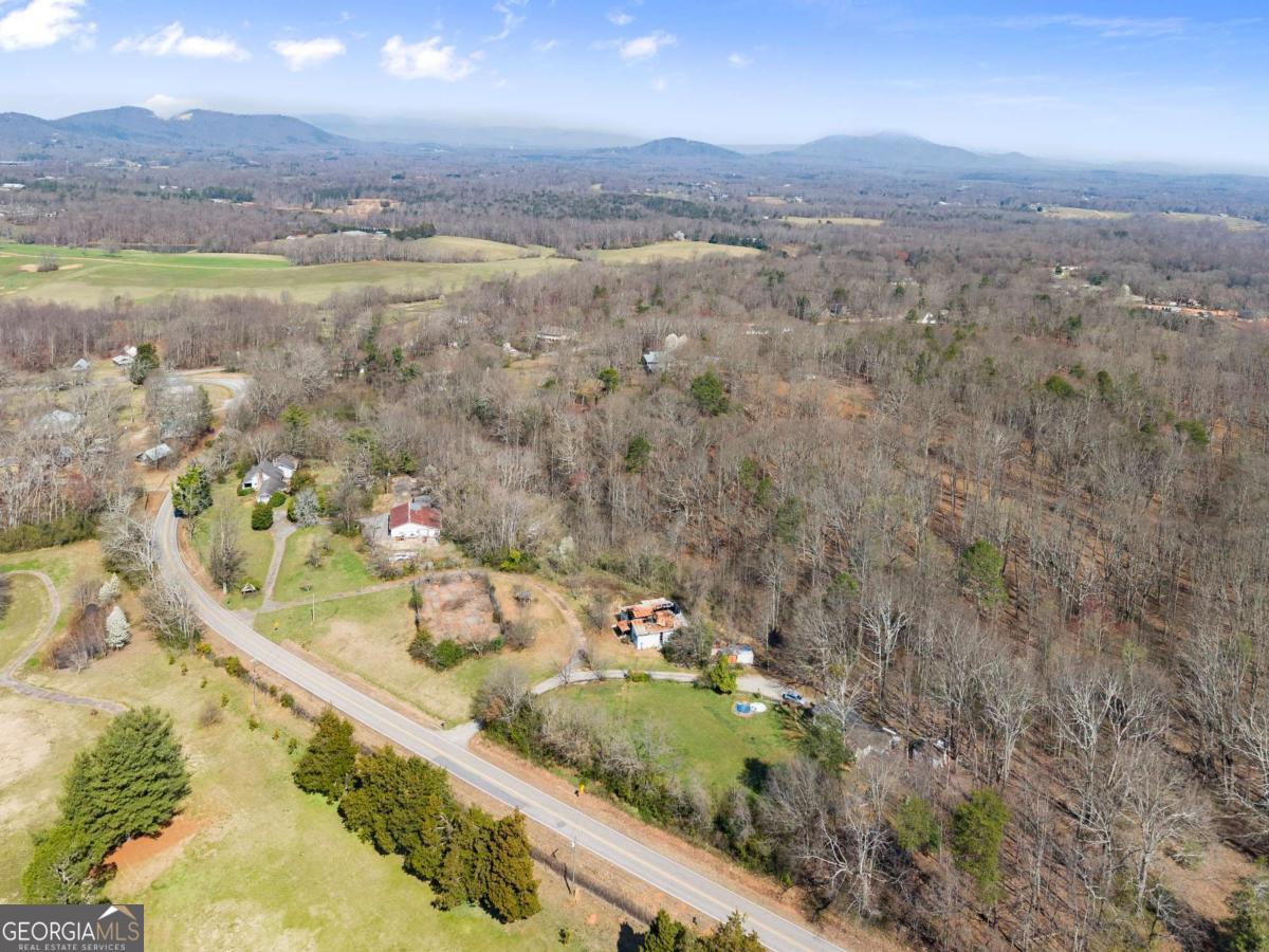 111 Skitts Mountain Road Cleveland GA 30528
