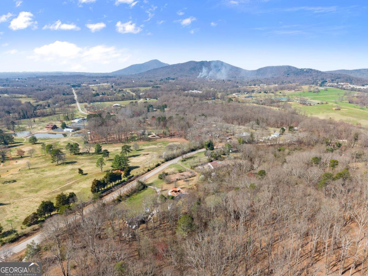 111 Skitts Mountain Road Cleveland GA 30528