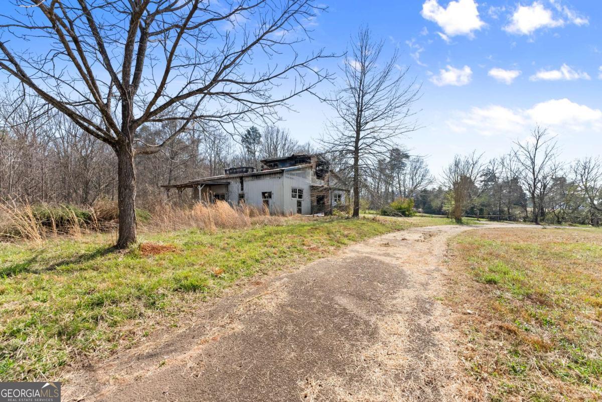 111 Skitts Mountain Road Cleveland GA 30528