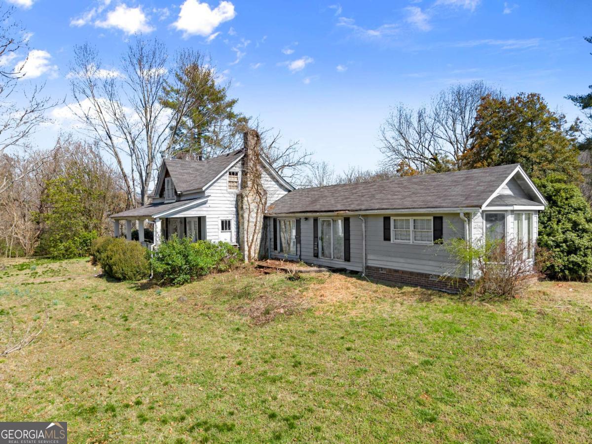 111 Skitts Mountain Road Cleveland GA 30528