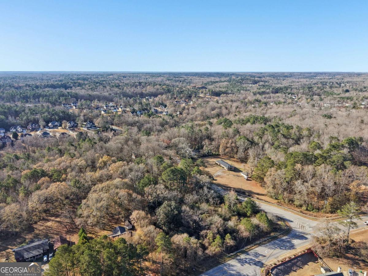 4042 Hearn Road Ellenwood GA 30294