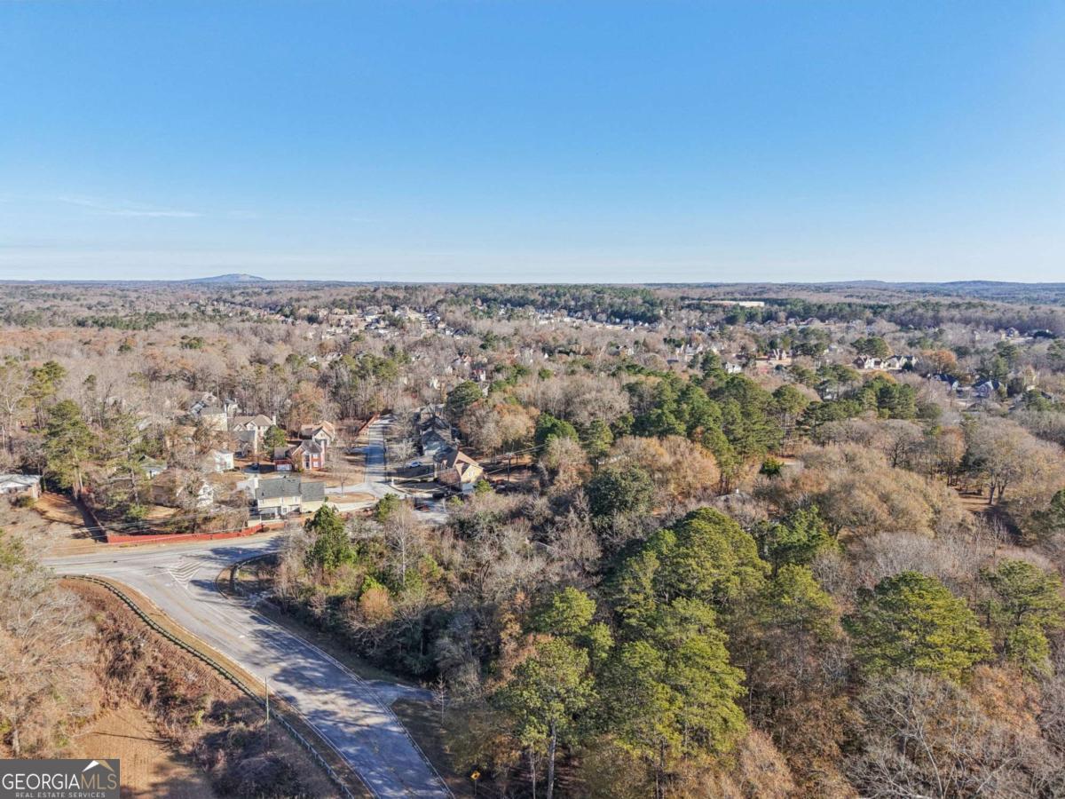 4042 Hearn Road Ellenwood GA 30294
