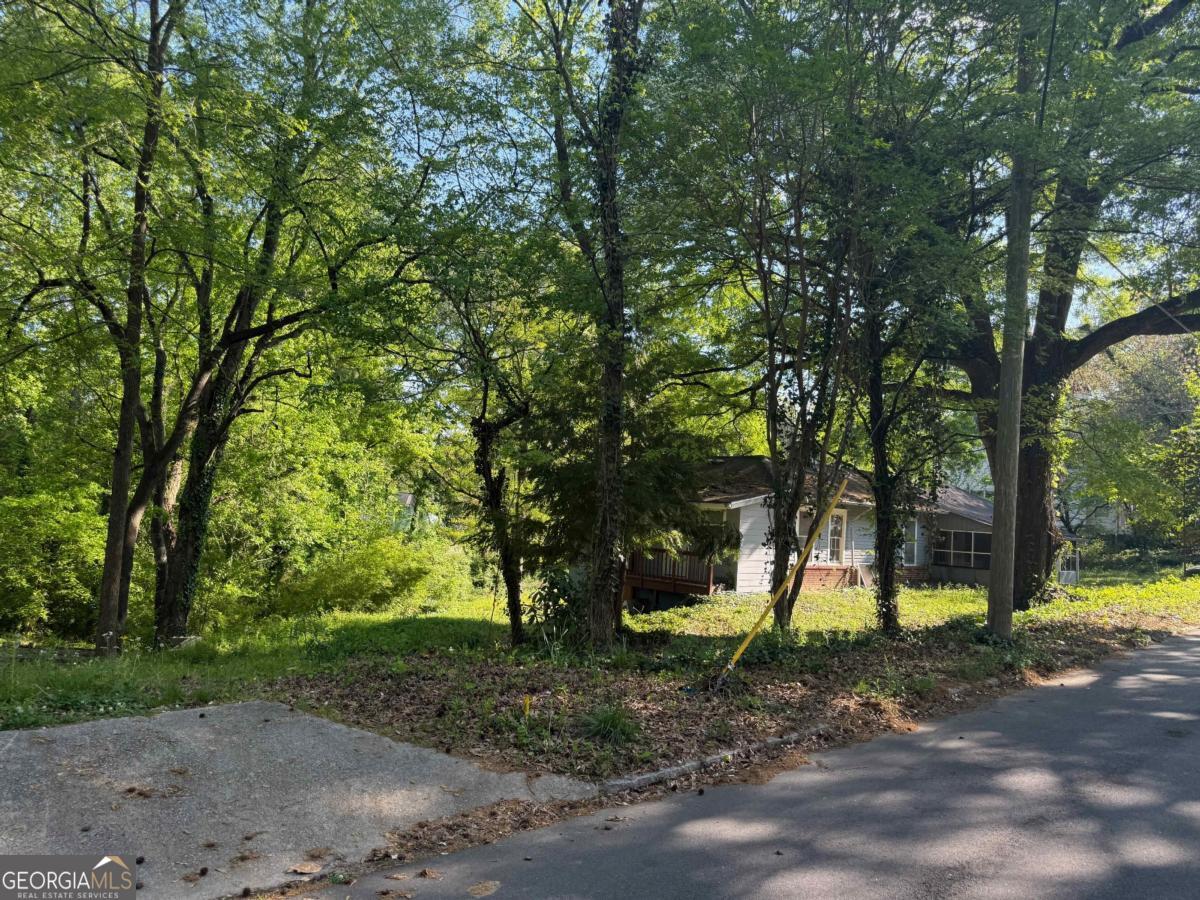 2420 Claude Street Atlanta GA 30318