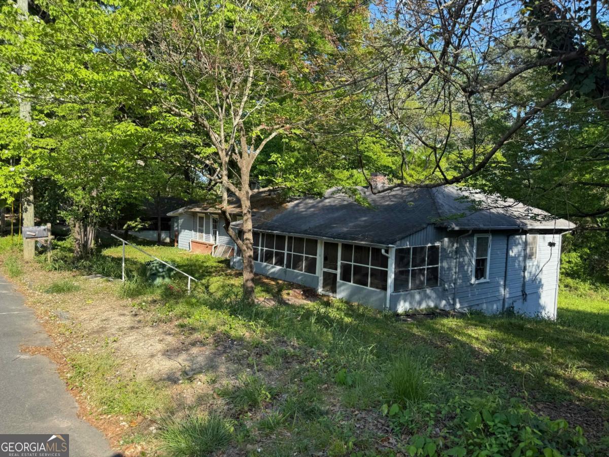 2420 Claude Street Atlanta GA 30318
