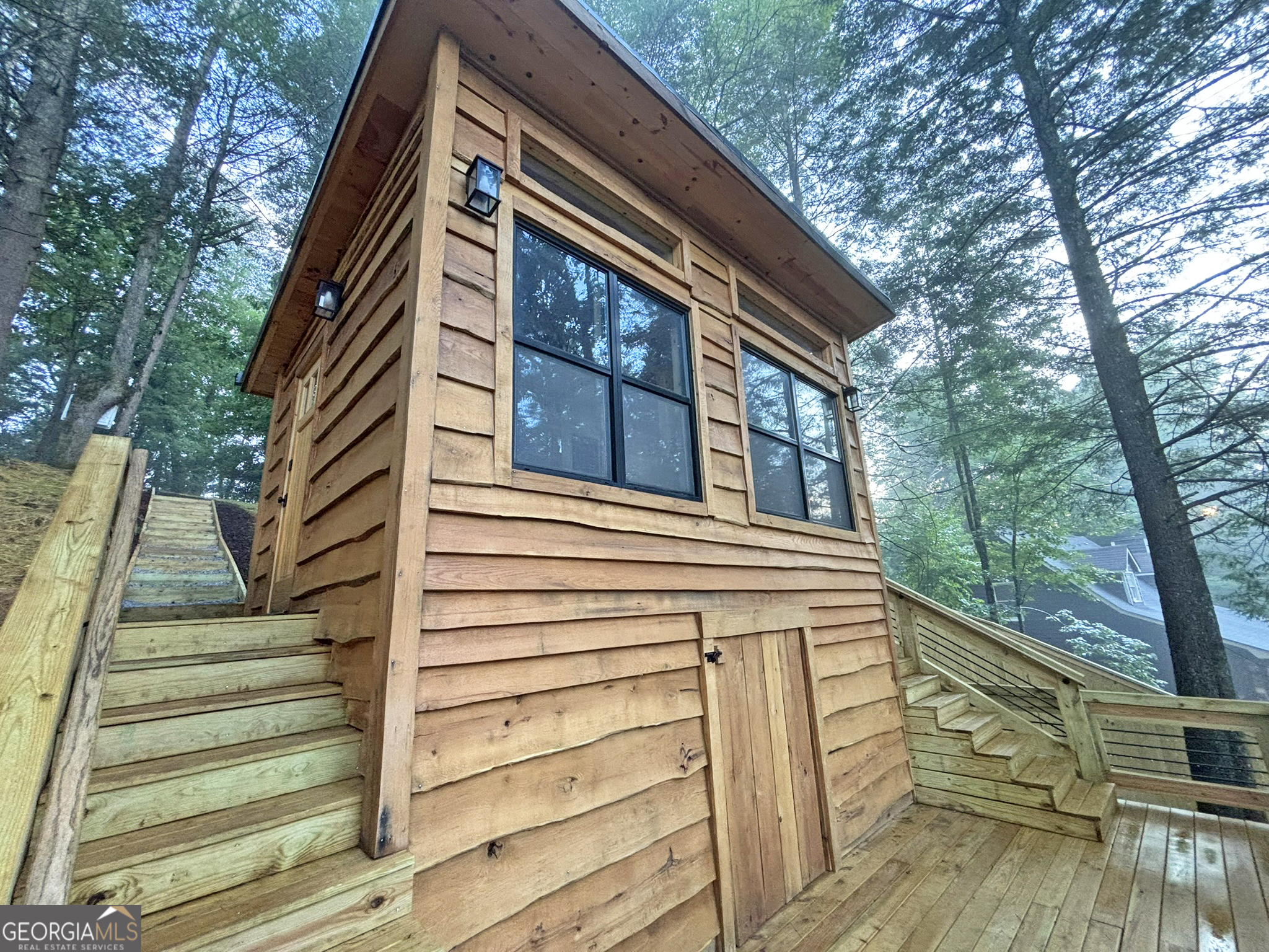 190 South Whitepath Circle Ellijay GA 30540