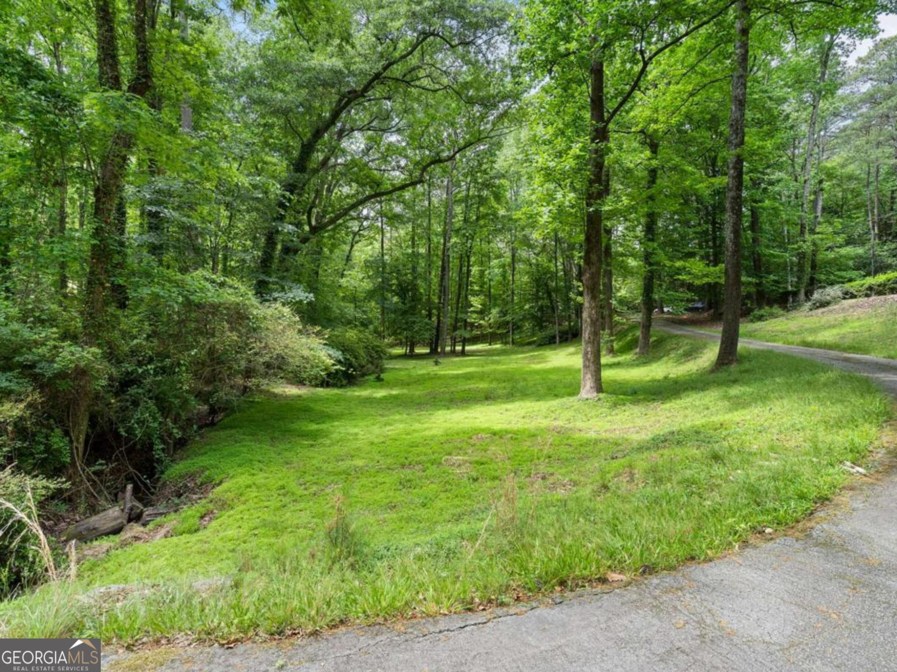 1340 W Garmon Road Sandy Springs GA 30327