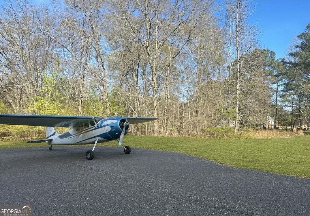 44 Aileron Lane Williamson GA 30292