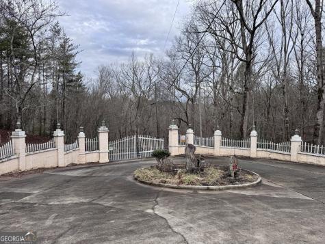 5565 Cavender Creek Road Dahlonega GA 30533