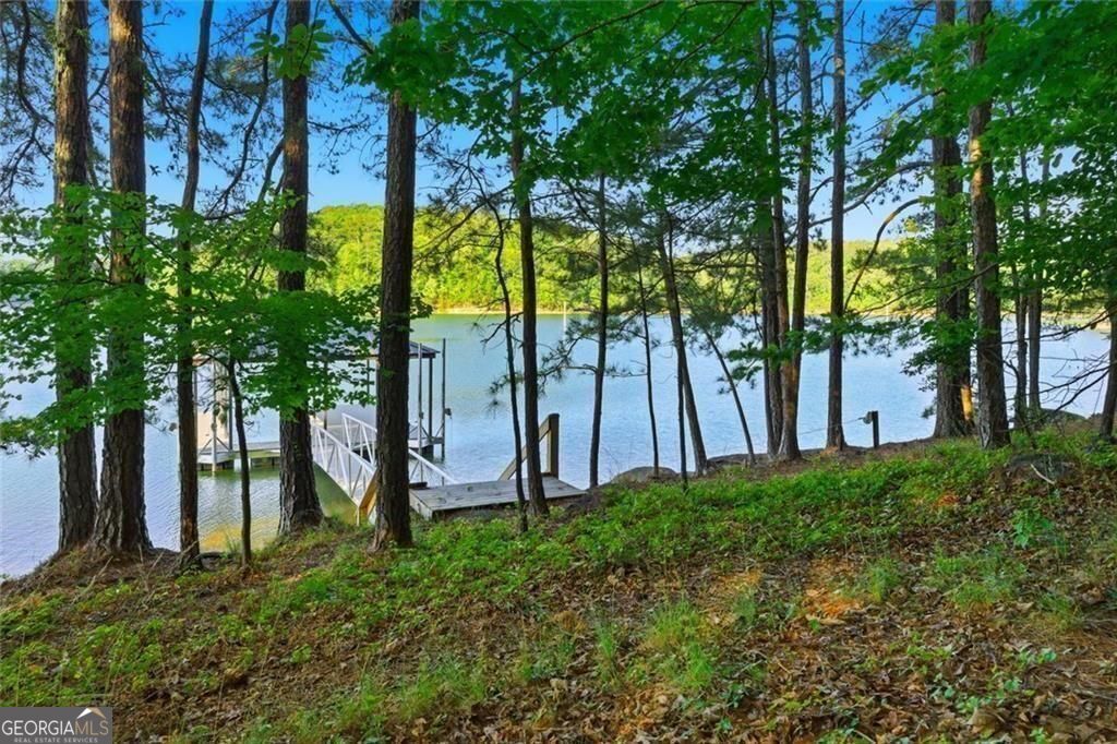 33 Yellow Hammer Drive SE White GA 30184