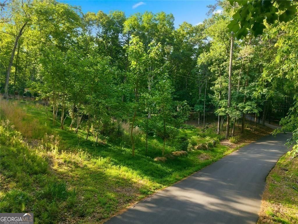 33 Yellow Hammer Drive SE White GA 30184
