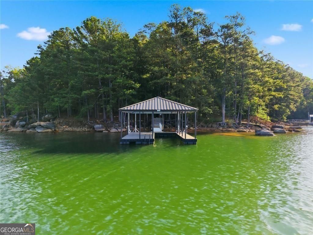 33 Yellow Hammer Drive SE White GA 30184