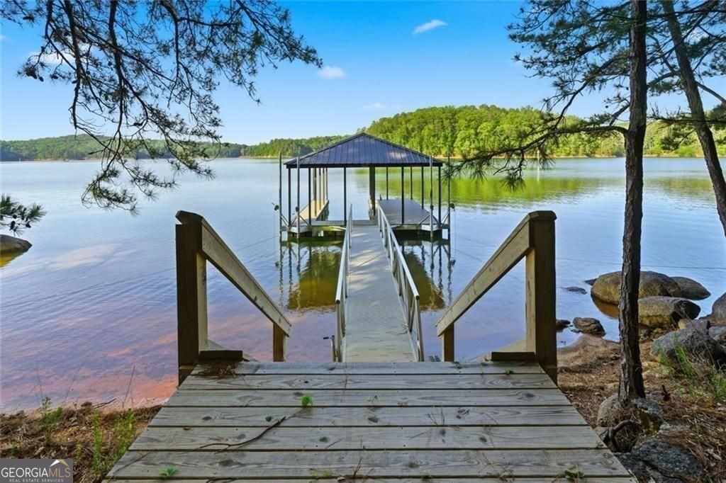 33 Yellow Hammer Drive SE White GA 30184